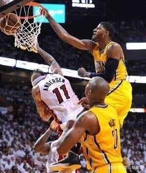 媒体爆料詹姆斯视频,揭秘篮球巨星背后的故事